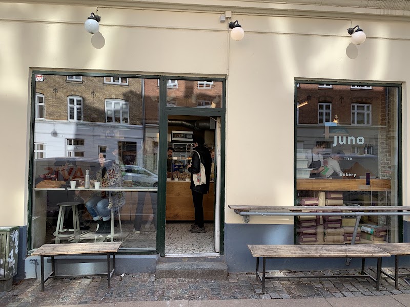Juno the Bakery